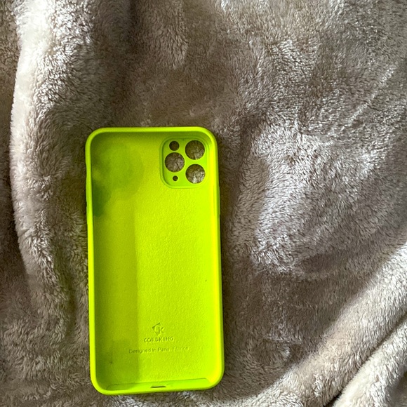 Phone case - Picture 2 of 4